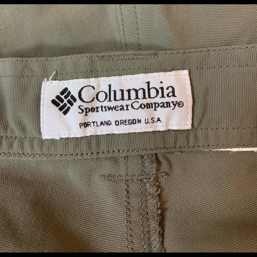 COLUMBIA Olive Green CLIMBING Hiking CARGO SHORTS - Picture 4 of 4